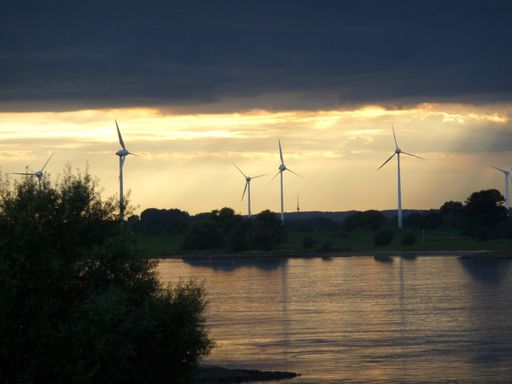 K. Jäger - Sonnenuntergang mit Wetterfront