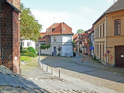 Kh. Neidel - An der Michaeliskirche Lüneburg Kh. Neidel - An der Michaeliskirche Lüneburg